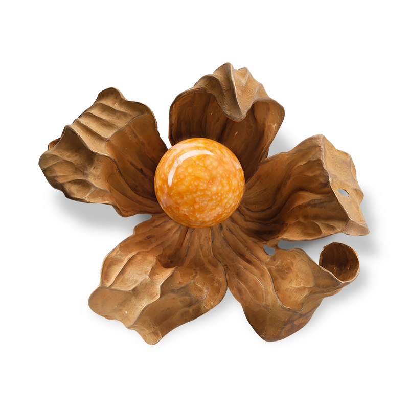Hemmerle brooch in the shape of a physalis