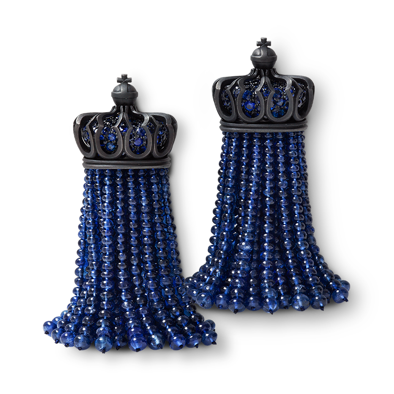 Hemmerle tassel earring with a little crown